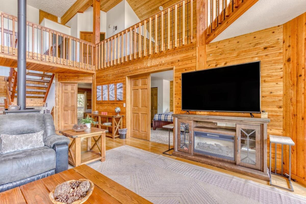 Great Blue Lodge - Spacious Ski Lodge, Hot Tub, Sauna, Game Room & More 加文门特营 外观 照片