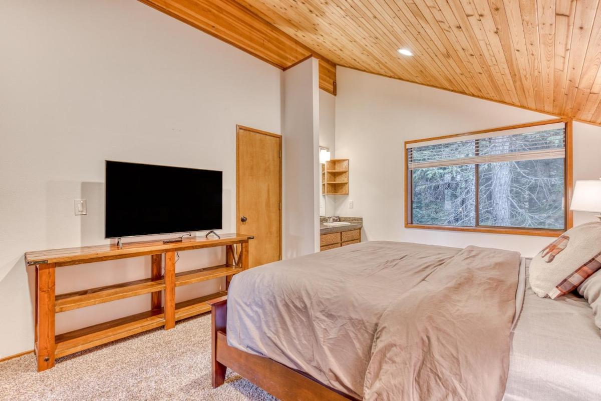 Great Blue Lodge - Spacious Ski Lodge, Hot Tub, Sauna, Game Room & More 加文门特营 外观 照片
