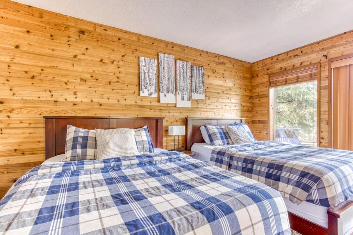 Great Blue Lodge - Spacious Ski Lodge, Hot Tub, Sauna, Game Room & More 加文门特营 外观 照片