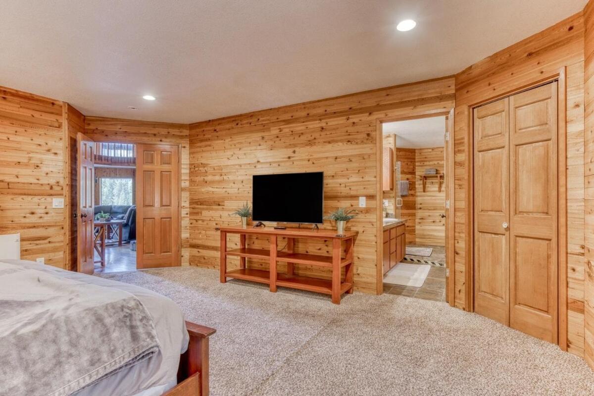 Great Blue Lodge - Spacious Ski Lodge, Hot Tub, Sauna, Game Room & More 加文门特营 外观 照片