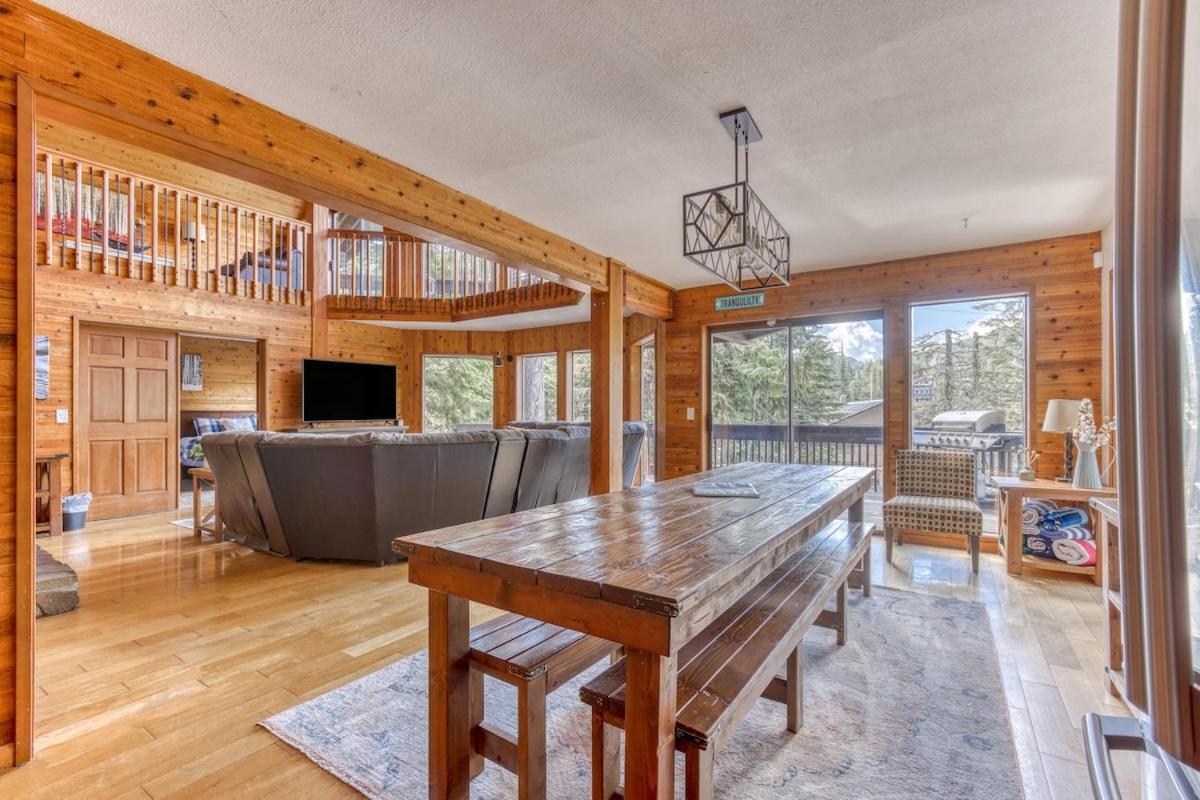 Great Blue Lodge - Spacious Ski Lodge, Hot Tub, Sauna, Game Room & More 加文门特营 外观 照片